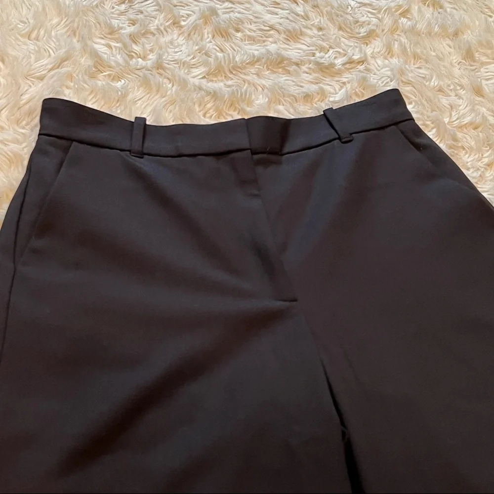 & Other Stories Black Women's Shorts - Picture 3 of 9
